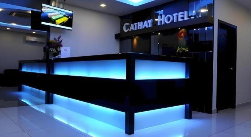 Cathay Hotel Kota Kinabalu Exterior photo